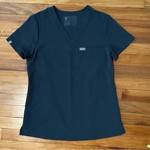 Figs Barely Worn Dark Harbor XS Catarina Limited Edition.